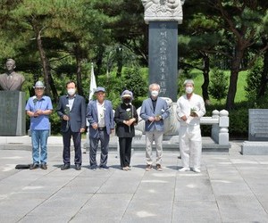    설성 김종호장군28주기 추모식