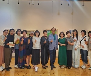 「푸르름의 시간들」광양여성작가회 초대전